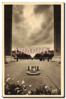 Delcampe - CPA Paris En Flanant Tombeau Du Soldat Inconnu - Triumphbogen