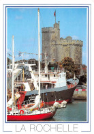 Delcampe - LA ROCHELLE La Tour Saint Nicolas Vue Depuis Le Musee Maritime 5(scan Recto-verso) MA577 - La Rochelle