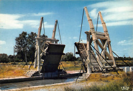 Delcampe - ARLES Le Pont De Van Gogh 27(scan Recto-verso) MA576 - Arles