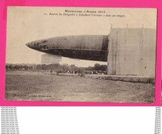 Delcampe - CPA (Réf: Z 3482) Rentrée Du DIRIGEABLE ADJUDANT VINCENOT Dans Son Hangar (TRANSPORTS AVIATION) Manoeuvre D'armée 1913 - Dirigeables