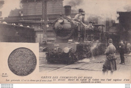 Delcampe - 75) PARIS - GREVE DES CHEMIN DE FER - DEPART DU DERNIER RAPIDE DE PARIS  CALAIS - SENTINELLES EN ARMES - THUNE - 2 SCANS - Pariser Métro, Bahnhöfe