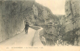 Delcampe - 38 - LES GRANDS GOULETS - Chartreuse