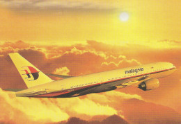 Delcampe - Pc Malaysia Airlines Boeing 777 Aircraft - 1919-1938: Fra Le Due Guerre