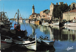 Delcampe - 30 LE GRAU DU ROI LE CHENAL ET LE PHARE - Le Grau-du-Roi