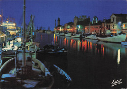 Delcampe - 30 LE GRAU DU ROI LE PORT VU DE NUIT - Le Grau-du-Roi