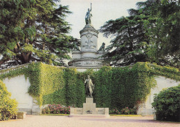 Delcampe - 86 CHATELLERAULT JARDIN PUBLIC ET MONUMENT A LA GLOIRE DE LA REVOLUTIO - Chatellerault