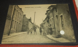 Delcampe - MONTAIGU*-  La Grande Rue - Montaigu