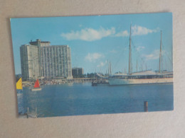 Delcampe - AU + RAPIDE  -  CPSM  ETATS UNIS - HAWAII - LLIKAI HOTEL FROM ALA MOANA YACHT HARBOR  -    VOYAGEE  - FORMAT CPA - Sonstige & Ohne Zuordnung