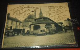 Delcampe - DOURDAN *-N°5*-  Les Halles Monument Histirique - Dourdan