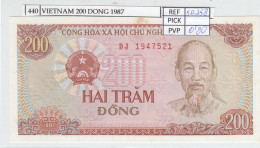 Delcampe - CRJ0440 BILLETE VIETNAM 200 DONG 1987 P-100c - Viêt-Nam