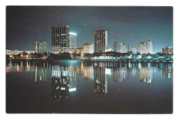 Delcampe - Etats Unis - Floride - Miami - Night Time Captures The Magic Of Miami - Miami