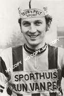 Delcampe - CARTE CYCLISME JAN BRANDS TEAM TEUN VAN PELT 1971 ( COUPE, FORMAT 9 X 13,3 ) - Radsport