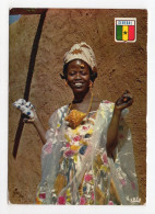 Delcampe - 1977. SENEGAL REPUBLIC,DAKAR,YOUNG WOMAN IN FOLK COSTUME,AIRMAIL POSTCARD,USED TO YUGOSLAVIA - Sénégal