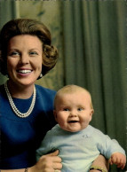 Delcampe - CPA Princesse Beatrix, Prince Willem Alexander Der Niederlande, Portrait 1968 - Königshäuser