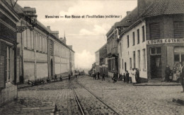 Delcampe - CPA Messines Mesen Westflandern, Rue Basse, Institution (Außenansicht), L'Ours Estaminet - Sonstige & Ohne Zuordnung