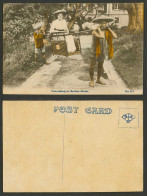 Delcampe - China Hong Kong Old Hand Tinted Postcard Woman Lady Travelling In Sedan Chair 81 - China