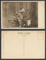 Delcampe - China Old Postcard The Strolling Barber Roadside Open-Air Shave Chinese Shanghai - China