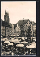 Delcampe - AK Nürnberg, Wochenmarkt Auf Dem Marktplatz Mit Brunnen - Nürnberg