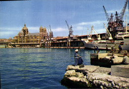 Delcampe - CPM Marseille Le Port Et La Cathedrale - Joliette, Hafenzone