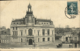 Delcampe - CPA Dreux Caisse D'Epargne - Dreux