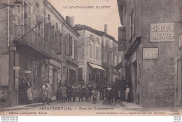 Delcampe - 47) ASTAFFORT - RUE  DU  COMMERCE  - ANIMATION - HABITANTS  -  EN 1911 -( 2 SCANS ) - Astaffort