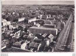 Delcampe - L31-47) AGEN - EN AVION AU DESSUS DE... CITE ADMINISTRATIVE ET COLLEGE DES GARCONS  - ( 2 SCANS ) - Agen