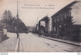 Delcampe - 90) DELLE - AVENUE DE LA GARE ET ROUTE DE BONCOURT - ANIMATION - HOTEL + TAMPON LE FOYER SU SOLDAT - ( 3 SCANS ) - Delle