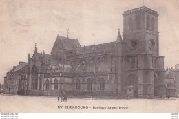 Delcampe - L16-50) CHERBOURG - BASILIQUE SAINTE - TRINITE - ANIMEE - EN  1923 -   ( 2 SCANS ) - Cherbourg