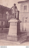 Delcampe - L23-40) HAGETMAU - LANDES - STATUE PASCAL DUPRAT - ( 2 SCANS ) - Hagetmau