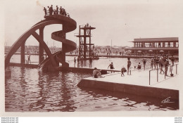Delcampe - L18- CASABLANCA  - LE TOBOGGAN DE LA PISCINE -  EN 1940 - ( 2 SCANS ) - Casablanca