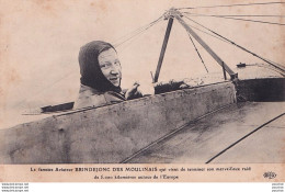 Delcampe - LE FAMEUX AVIATEUR  BRINDEJONC DES MOULINAIS QUI VIENT DE TERMINER SON MERVEILLEUX RAID AUTOUR DE L ' EUROPE - 2 SCANS - Aviateurs
