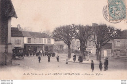 Delcampe - 78) LA CELLES - SAINT - CLOUD - PLACE DE L ' EGLISE - HABITANTS - DILIGENCE FUMISTERIE EPICERIE BEAUGELET - EN 1905 - La Celle Saint Cloud