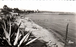 Delcampe - CPA Le Littoral Mediterraneen Colfe Juan La Piage - Juan-les-Pins