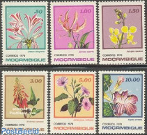 Delcampe - Mozambique 1978 Flowers 6v, Mint NH, Nature - Flowers & Plants - Mozambique