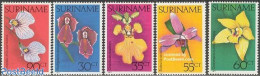 Delcampe - Suriname, Republic 1977 Orchids 5v, Mint NH, Nature - Flowers & Plants - Orchids - Surinam
