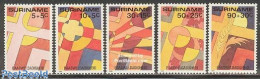 Delcampe - Suriname, Republic 1985 Easter 5v, Mint NH, Religion - Religion - Surinam