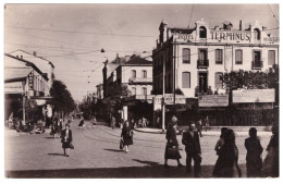 Delcampe - PERPIGNAN Place De La Gare Avenue Du Gal De Gaulle (carte Photo Animée) - Perpignan