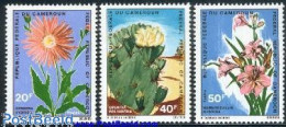 Delcampe - Cameroon 1971 Flowers 3v, Mint NH, Nature - Cacti - Flowers & Plants - Cactus