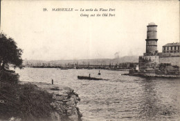 Delcampe - CPA Marseille La Sortie Du Vieux Port - Joliette, Hafenzone