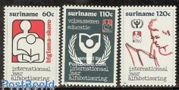 Delcampe - Suriname, Republic 1990 UNESCO Illiteracy Year 3v, Mint NH, Science - Education - Surinam