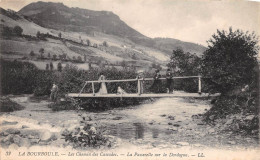 Delcampe - LA BOURBOULE Les Chemin Des Cascades La Passerelle Sur La Dordogne 10(scan Recto-verso) MA903 - La Bourboule
