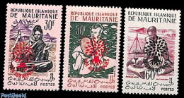 Delcampe - Mauritania 1962 Refugees, Overprints (37 Leaves) 3v, Mint NH, History - Various - Refugees - Int. Year Of Refugees 1960 - Réfugiés