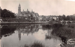 Delcampe - PERIGUEUX L Isle Et La Cathedrale Et Front 25(scan Recto-verso) MA979 - Périgueux