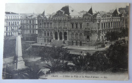 Delcampe - ALGERIE - ORAN - L'Hôtel De Ville Et La Place D'Armes - Oran