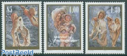Delcampe - Liechtenstein 2005 Christmas 3v, Mint NH, Religion - Christmas - Art - Sculpture - Neufs