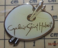 Delcampe - Pin513i    MARQUES GALERIE SAINT HUBERT  PALETTE PINCEAU CRAYON - Marques