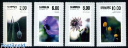 Delcampe - Denmark 2011 Summer Flowers 4v S-a, Mint NH, Nature - Flowers & Plants - Neufs