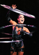 Delcampe - CPM - CIRQUE - DENISE RANDOL - Knie 2004 - Photo Y.Kervinio - Edition Aventure Carto. - Zirkus