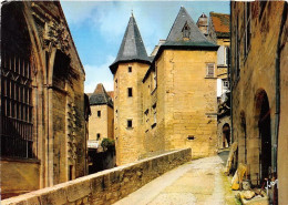 Delcampe - SARLAT Rue Magnanat Hotel CHASSAING ET SA TOUR DU XVe Siecle 28(scan Recto-verso) MA1019 - Sarlat La Caneda