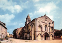 Delcampe - SAINTES L Abbaye Aux Dames Edifice Roman Fondee En 1047 23(scan Recto-verso) MA1070 - Saintes